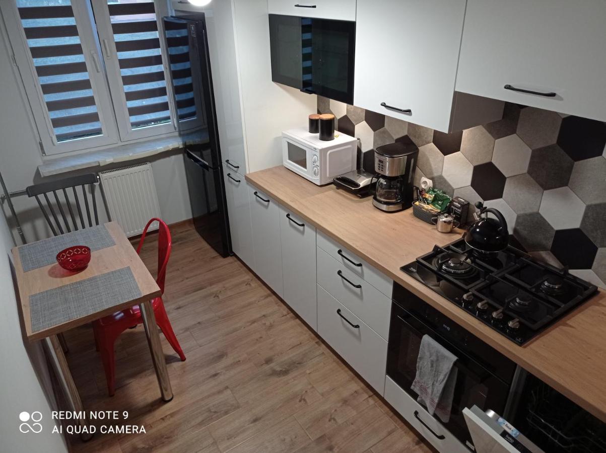 Apartament Na Parterze Stalowa Wola Exterior photo