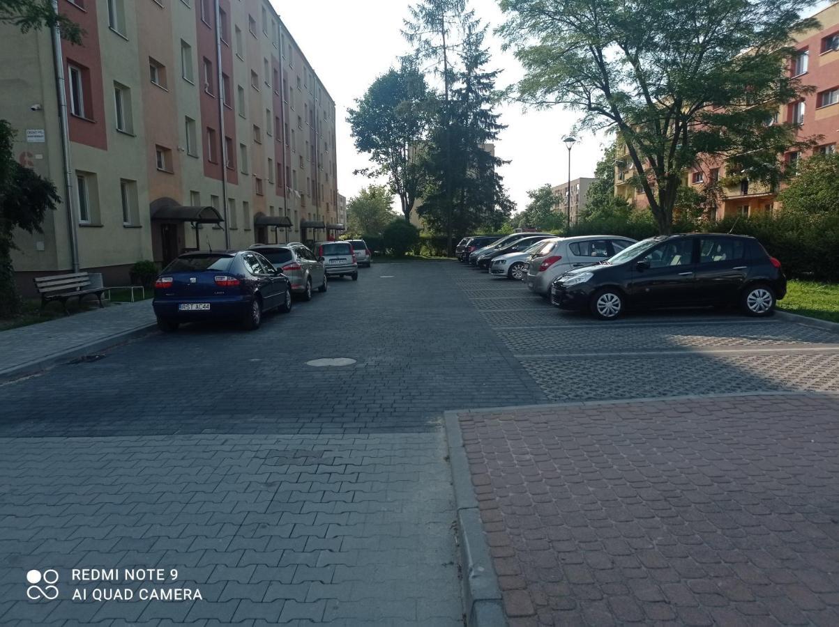 Apartament Na Parterze Stalowa Wola Exterior photo